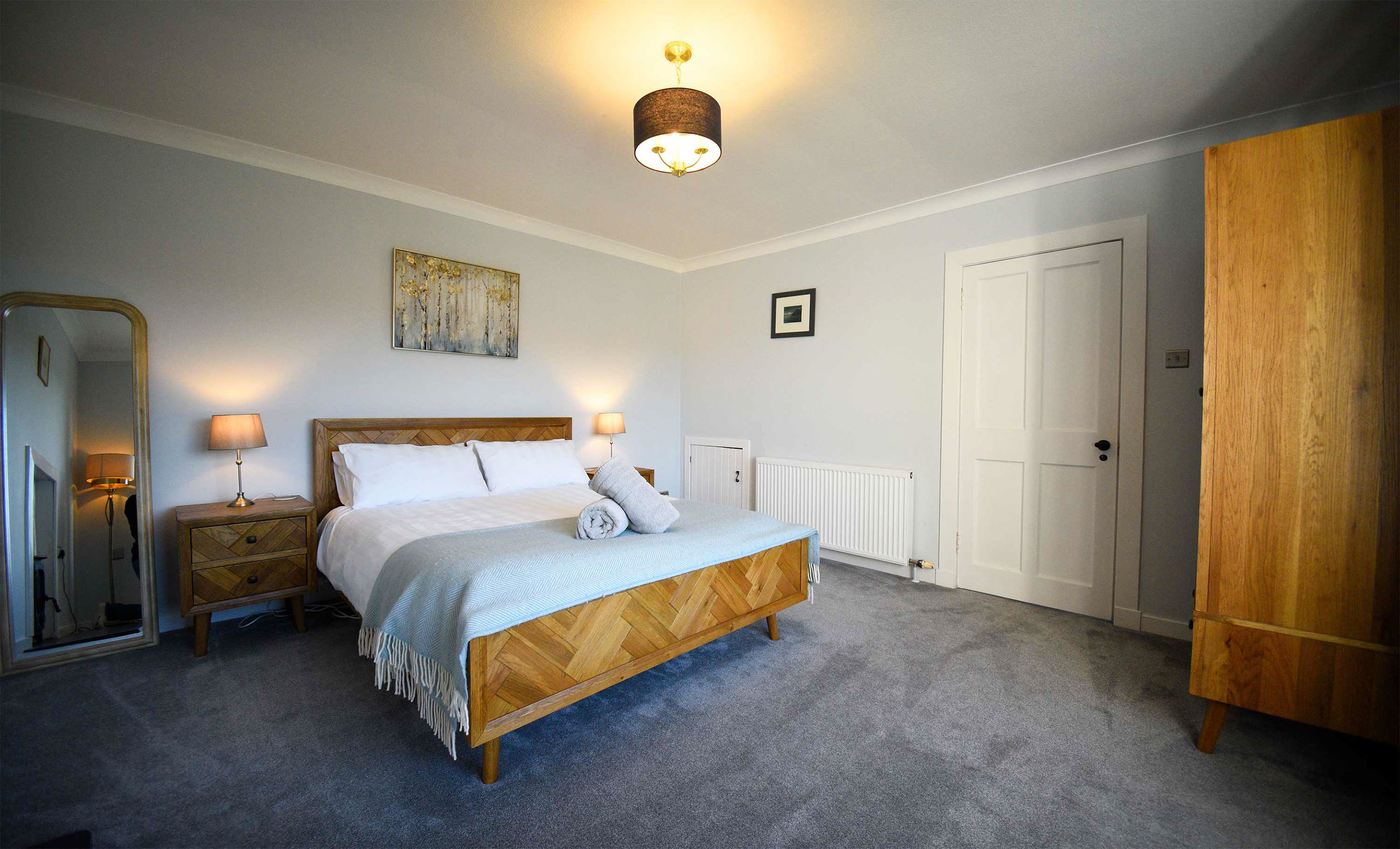 Our self catering accommodation cottage near Portree contains comfortable king size beds with all bedding and linen provided